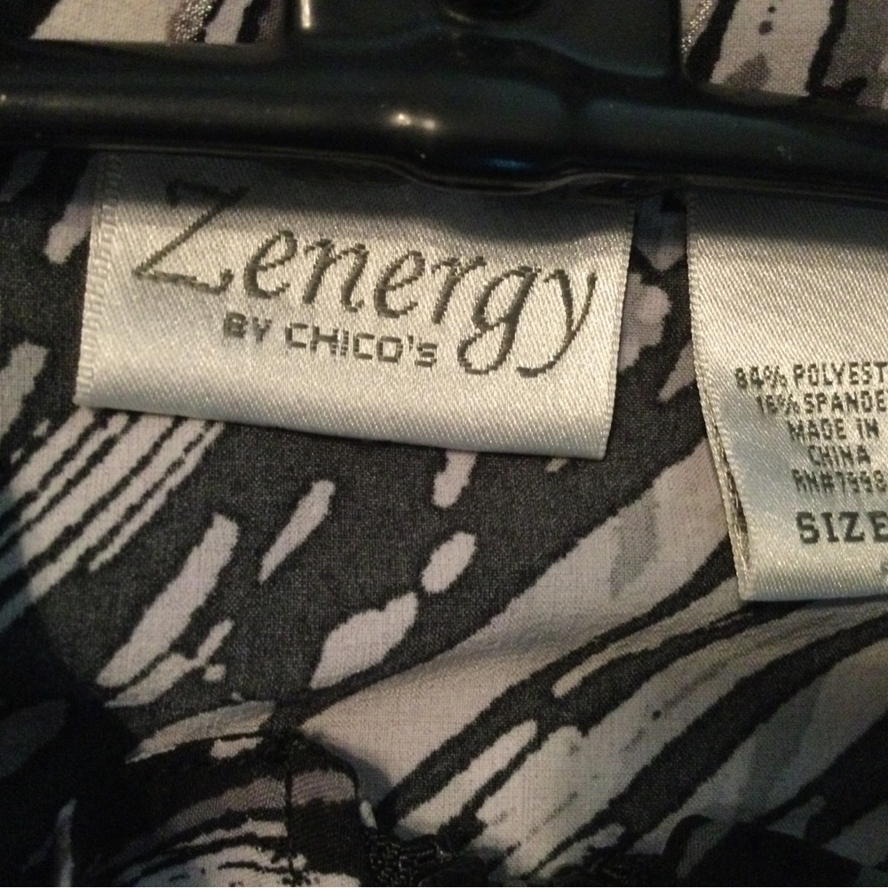 Chicos Zenergy Patterned Jacket, size XL - Picture 7 of 7